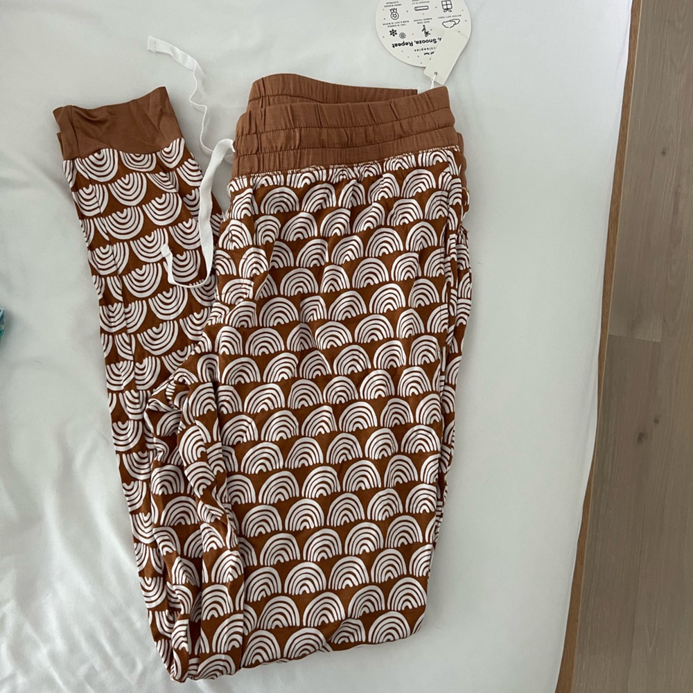 Little Sleepies rust rainbow Joggers